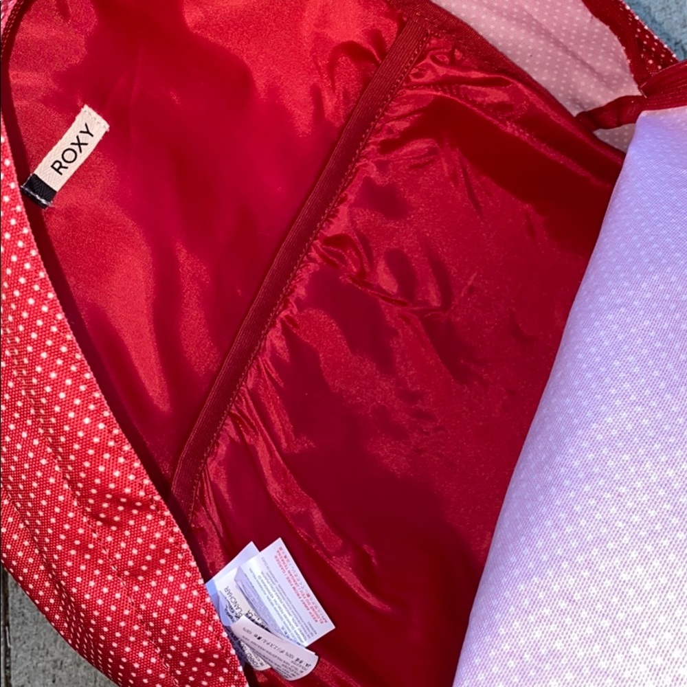 NWOT Roxy backpack - Picture 4 of 5